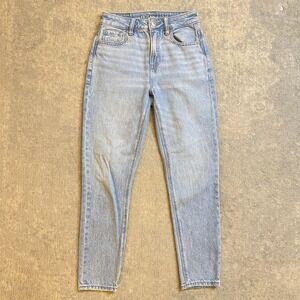 American Eagle Mom Jeans Womens 00 Short Light Wash High Rise Denim Strigid